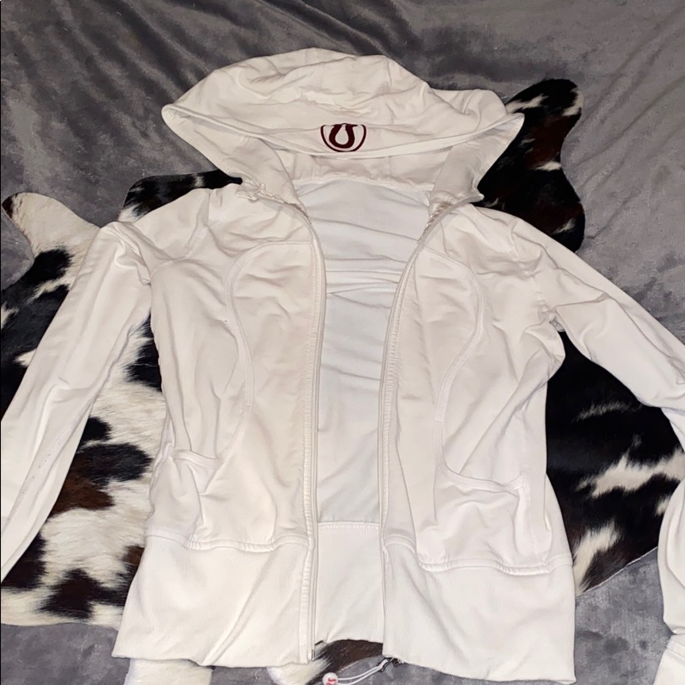 Lululemon sweater